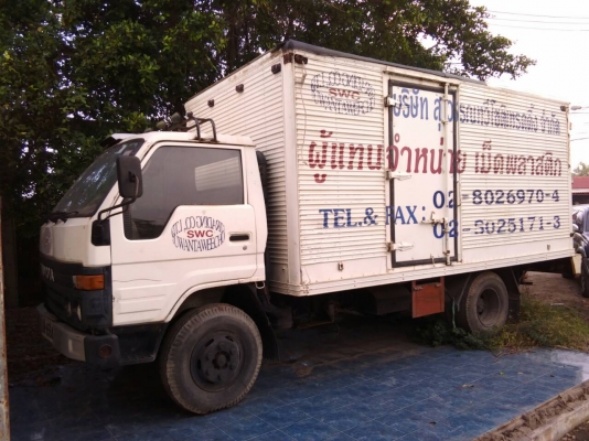 หกล้อ โต้โย้ต้า BU 115 สามใบปัด บรรทุกตู้ ยาว4.30ม สภาพดีพร้อมใช้ ทะบียนพร้อมโอน ราคา 235,000บ