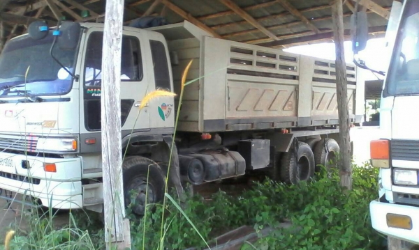 Hino fm2k 18 ล้อดั้ม