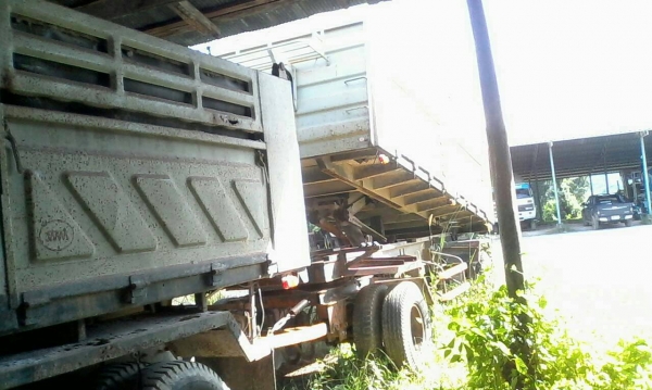 Hino fm2k 18 ล้อดั้ม