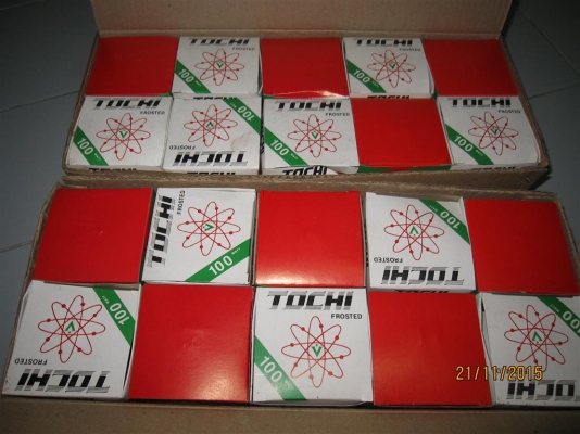 หลอดสปอร์ทไลท์ Tochi Frosted  ขั้วเกลียว