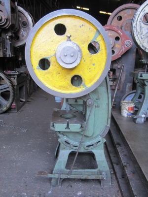 เครี่องปั๊มข้อเสือ