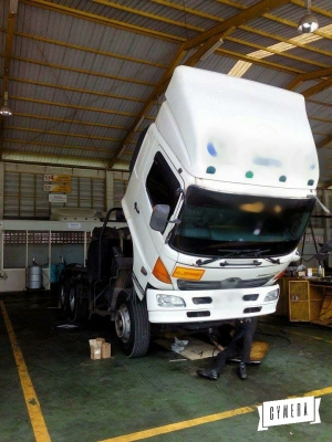 Hino 320 หางขายไปแล้ว เหลือหัวนะคะ