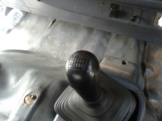 Hino 320 หางขายไปแล้ว เหลือหัวนะคะ