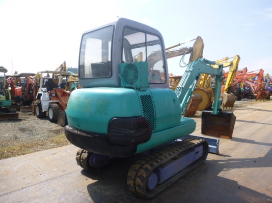 Komatsu PC25-1E เก่าญี่ปุ่น ตู้เก๋ง แอร์เย็น ถึงไทยเร็วๆนี้