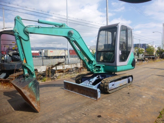 Komatsu PC25-1E เก่าญี่ปุ่น ตู้เก๋ง แอร์เย็น ถึงไทยเร็วๆนี้