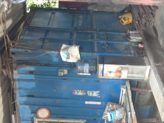 ขายตู้ออฟฟิศ ภายในเดินไฟ หน้าต่าง เหล็กดัดมุ้งลวด ปูกระเบื้อง