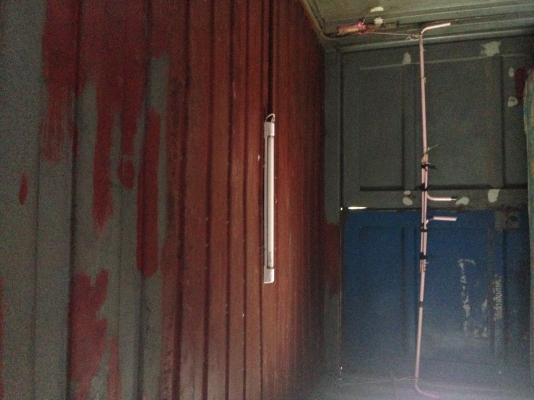 ขายตู้ออฟฟิศ ภายในเดินไฟ หน้าต่าง เหล็กดัดมุ้งลวด ปูกระเบื้อง