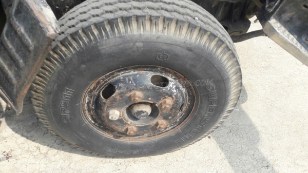 รถบรรทุก 6 ล้อ ISUZU NKR 58E   110 แรงม้า เครื่อง4BE1 กระบะยาว 3 เมตร