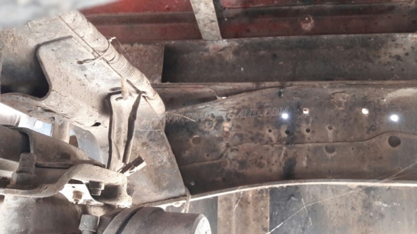 รถบรรทุก 6 ล้อ ISUZU NKR 58E   110 แรงม้า เครื่อง4BE1 กระบะยาว 3 เมตร