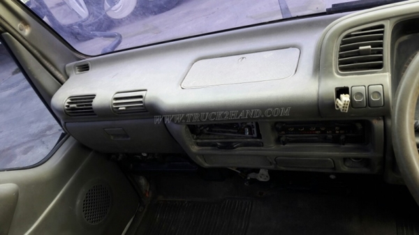 รถบรรทุก 6 ล้อ ISUZU NKR 58E   110 แรงม้า เครื่อง4BE1 กระบะยาว 3 เมตร