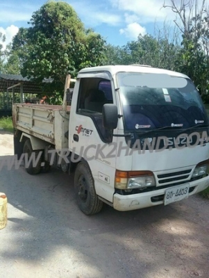 รถบรรทุก 6 ล้อ ISUZU NKR 58E   110 แรงม้า เครื่อง4BE1 กระบะยาว 3 เมตร