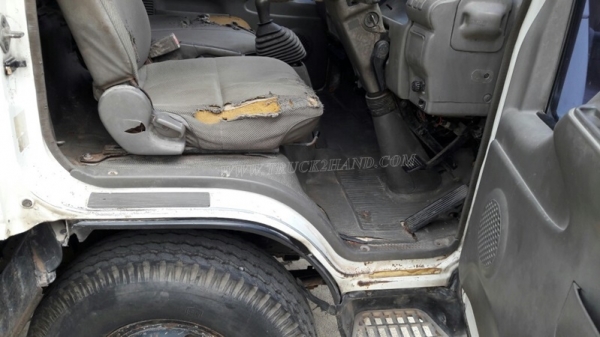 รถบรรทุก 6 ล้อ ISUZU NKR 58E   110 แรงม้า เครื่อง4BE1 กระบะยาว 3 เมตร