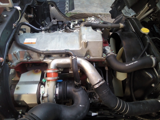 6 ล้อกลาง  *Euro.3*  HINO *ซีรีย์500*  FC9J 150 แรงม้า *คอมมอนเรว*  *ยาว 5.50 ม.*  รถสวยเดิม+สวยจริง * รถห้างแท้ * มีเล่มพร้อม*