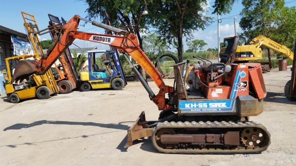 ขายด่วนรถเเม็คโครคูโบต้า KH-55แทคเหล็กเทียบเท่า PC30เคื่องคูโบต้า3สูบเก่าญี่ปุ่นแท้ไม่เคยใช้งานเมืองไทยเลยส่งให้ฟรีๆ