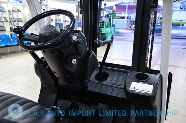 ขายรถโฟล์คลิฟท์มือสอง NISSAN รุ่น NL01 ราคา 215,000 บาทนำเข้าจากประเทศญี่ปุ่น 100\% ไม่เคยใช้งานในประเทศไทย
