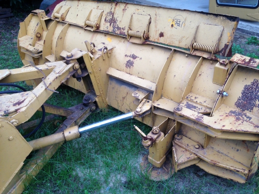 ขายชุดใบดัน ใช้กับรถตัก CAT-910 สภาพสวยของเก่าญี่ปุ่น 081-9485494