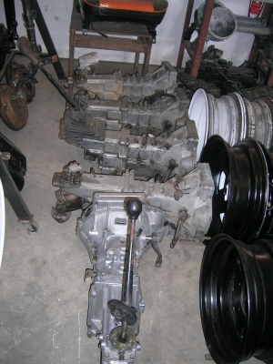 ขายเกียร์เมนและสโลว์ แคริเบี้ยน / วิทาร่าทั้งเกียร์ธรรมดา และ ออโต้ ขายเกียร์เมนและสโลว์ แคริเบี้ยน / วิทาร่าทั้งเกียร์ธรรมดา และ ออโต้