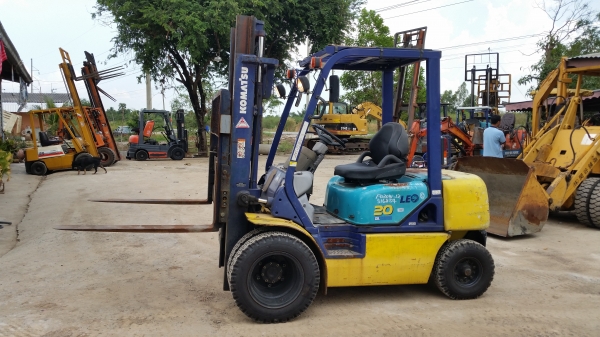 ขายด่วนรถยก ดีเซล KOMATSU FD20-14ยก2.0ตันเสาสูง3เมตรยางหน้าคู้รถนอกนำเข้ายังไม่เคยใช้งานในเมืองไทยเลย=รุ่นใหม่ขายถูกๆๆ ขายด่วนรถยก ดีเซล KOMATSU FD20-14ยก2.0ตันเสาสูง3เมตรยางหน้าคู้รถนอกนำเข้ายังไม่เคยใช้งานในเมืองไทยเลย=รุ่นใหม่ขายถูกๆๆ