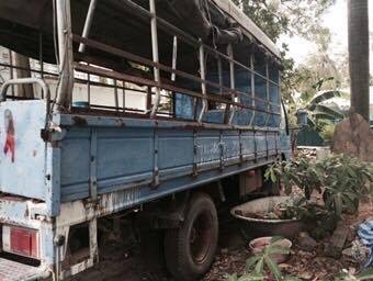 รถ 6 ล้อ ISUZU NKR รถห้างแท้ ปี 47เครื่อง 130 แรง