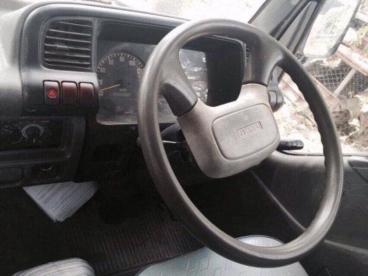 รถ 6 ล้อ ISUZU NKR รถห้างแท้ ปี 47เครื่อง 130 แรง