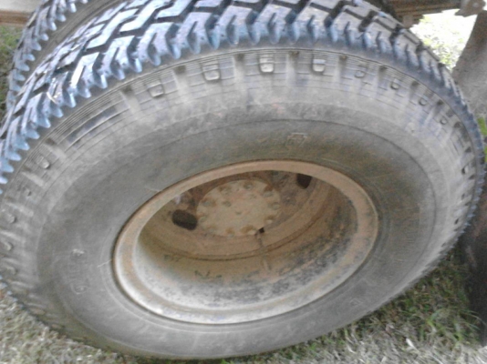 รถโตโยต้า 6 ล้อดั้ม เปลื่ยนเครื่อง 130 แรงม้า.  ปี 40    สนใจติดต่อ   081 - 6079515