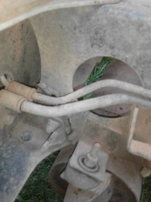 รถโตโยต้า 6 ล้อดั้ม เปลื่ยนเครื่อง 130 แรงม้า.  ปี 40    สนใจติดต่อ   081 - 6079515