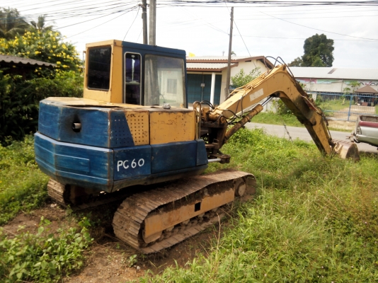 ขายรถแบคโฮ KOMATSU PC60-5 U ราคา 360000