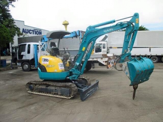 ขายสุดยอดรถขุด KUBOTA U30-3S รถเก่านอกแท้ 100\% หัวกระแทก พร้อมบุ้งกี๋ (มีระบบออโต้คันเร่งไฟฟ้า) รถพร้อมใช้งาน เอกสารอินวอยพร้อมจดทะเบียน