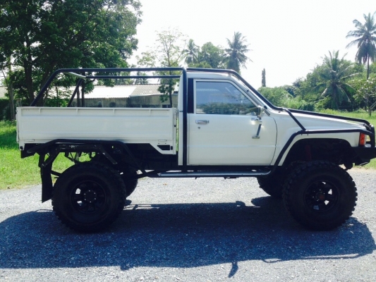 ขายรถกระบะ โตโยต้า YN 67