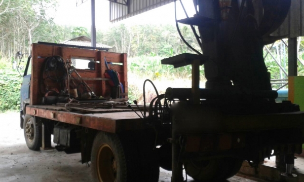 รถอีซูซุ 6 ล้อ ติดเฮี้ยบ 3 ตัน. / 145 แรงม้า.   สนใจติดต่อ  081 - 6079515