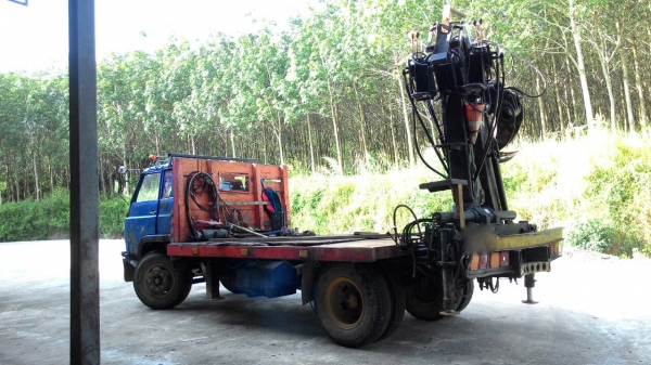 รถอีซูซุ 6 ล้อ ติดเฮี้ยบ 3 ตัน. / 145 แรงม้า.   สนใจติดต่อ  081 - 6079515