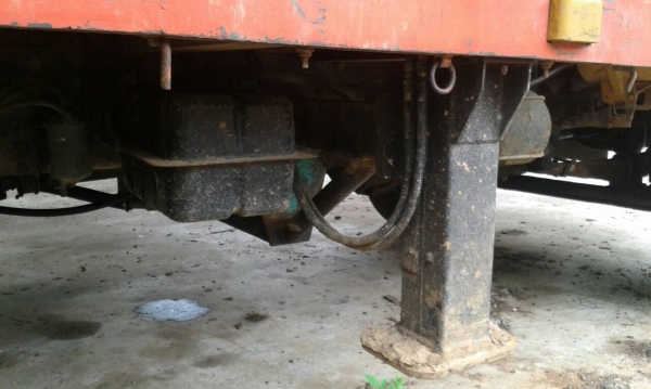 รถอีซูซุ 6 ล้อ ติดเฮี้ยบ 3 ตัน. / 145 แรงม้า.   สนใจติดต่อ  081 - 6079515