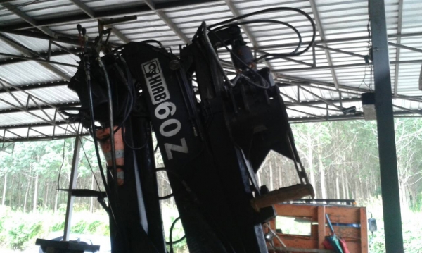 รถอีซูซุ 6 ล้อ ติดเฮี้ยบ 3 ตัน. / 145 แรงม้า.   สนใจติดต่อ  081 - 6079515