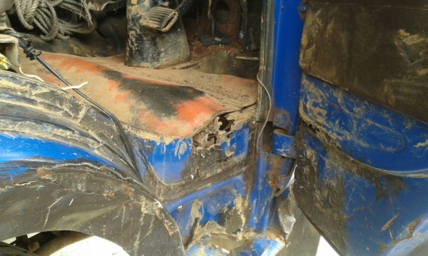 รถอีซูซุ 6 ล้อ ติดเฮี้ยบ 3 ตัน. / 145 แรงม้า.   สนใจติดต่อ  081 - 6079515