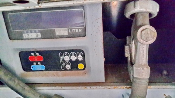 ขายถังน้ำมันแบบเคลื่อนที่หลายขนาดเพิ่งมาจากญี่ปุ่น