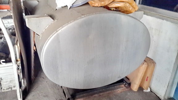 ขายถังน้ำมันแบบเคลื่อนที่หลายขนาดเพิ่งมาจากญี่ปุ่น