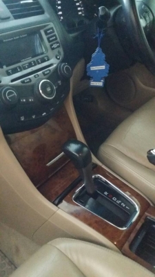 ขาย ACCORD ปี 2006 เกียร์ออโต้เครื่อง 2400 ตัวท้อป ราคา 369,000 บาท ติดต่อ คุณเอ๋ 092-6356419 คุณอั๋น 061-4654556
