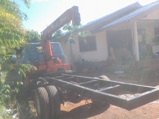 NISSAN ติดเครน 2.6ตัน เครื่องอีซูซุ หัวอีซูซุ ไม่มีเล่มนะครับ