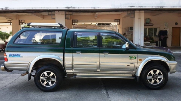 ขาย รถบ้าน Mitzubishi Strada 2.8 4WD