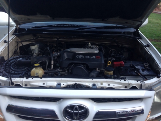 Vigo บรรทุกตอนเดียว ปี2007 พร้อมใช้ สีสวย ขาวๆเนียนๆ Vigo บรรทุกตอนเดียว ปี2007 พร้อมใช้ สีสวย ขาวๆเนียนๆ