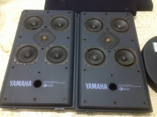ลำโพง YAMAHA AST SF90 เก่าญี่ปุ่นมีขาตั้งครบตามสภาพขอบขาดต้องเปลี่ยนถูกๆ