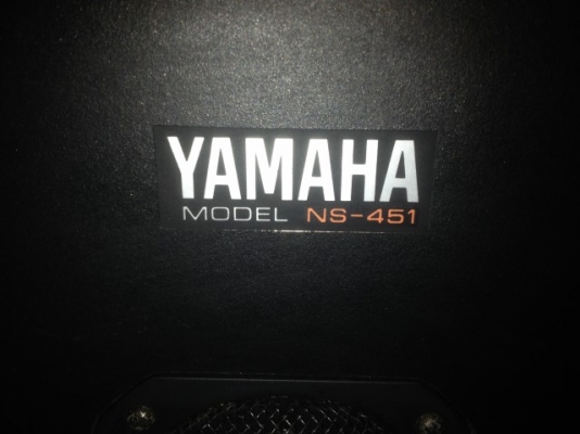 ลำโพง YAMAHA NS 451 ดอก8นิ้วเก่าญี่ปุ่นเเท้สภาพสวยเดิมๆเสียงดีฟังสบาย