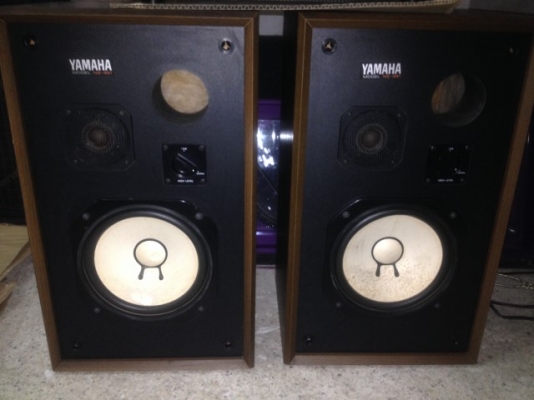 ลำโพง YAMAHA NS 451 ดอก8นิ้วเก่าญี่ปุ่นเเท้สภาพสวยเดิมๆเสียงดีฟังสบาย