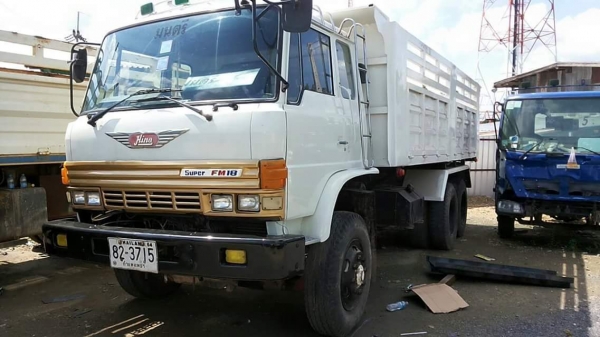 ขายดั้ม2เพลา FM18 พ.เพาเวอร์ เบรกทิฟฟี่ ภายในสวย สภาพพร้อมใช้งาน เอกสารพร้อมโอน สนใจโทร 090-8588220คุณนะ 093-3258446คุณบิว หรือเข้าดูสินค้าอื่นๆได้ที่ www.truck.in.th/498 หรือเพจFacebook ณรงค์ ซื้อขายรถมือสอง (เว็บไซต์ส่วนตัว) หรือFacebook ตลาดรถมือสอง คุ