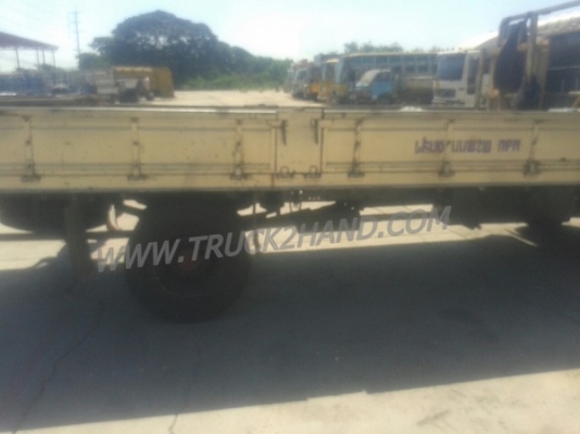 รถบรรทุก 6 ล้อ ISUZU NPR กระบะคาร์โก้ ปีจดทะเบียน 2539 4 สูบ 135 แรงม้า