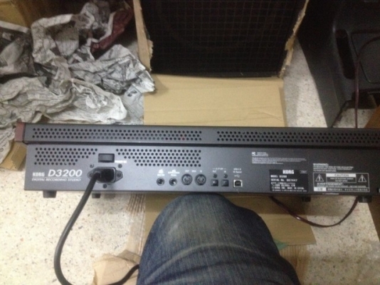 KORG D3200 32 TRACK DIGITAL RECORDDING STUDIO MIXERมือ2ยุ่นสภาพ90