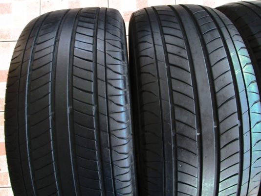 ขายยาง FALKEN ZE522 195-55-15 ปี14 (1ชุด) ขายยาง FALKEN ZE522 195-55-15 ปี14 (1ชุด)