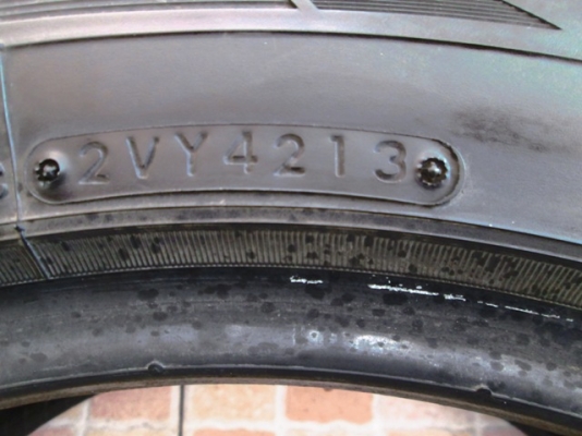 ขายยาง NITTO NT420S 235-55-18 ปลายปี13 สวยจัด (1ชุด)