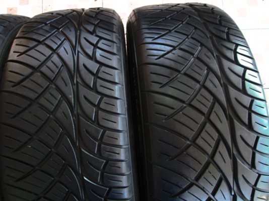 ขายยาง NITTO NT420S 235-55-18 ปลายปี13 สวยจัด (1ชุด)