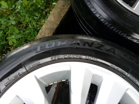 ล้อเดิมขายถูกๆคับ แม็กซ์154รูพร้อมยางบิดโตนปี13